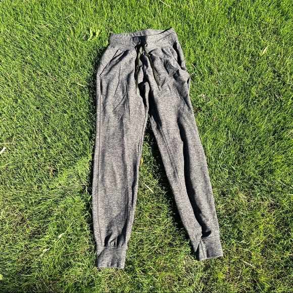 Lululemon Ready To Rulu Pant *29" - Picture 4 of 5